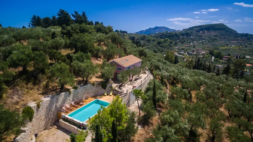Villa Oliva, in a serene location & private pool, by ZanteWize - Image 1