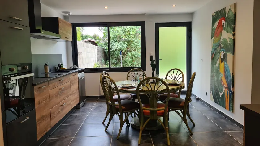 House with garden and garage in Jujurieux - Image 1