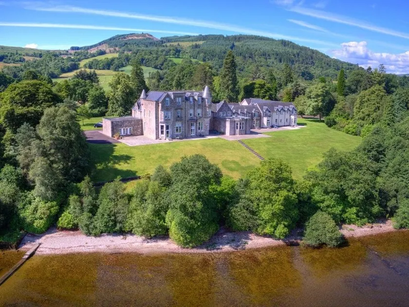 Lomond Castle Penthouse - Image 1