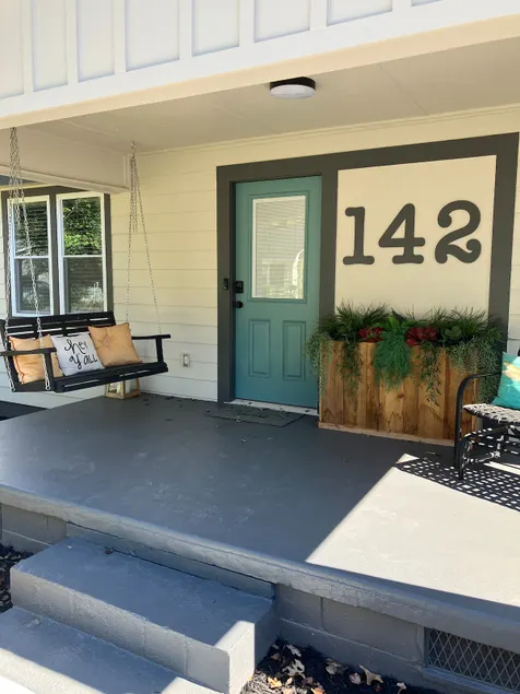 Carro-Bunga! (Carrollton Bungalow) - Image 1