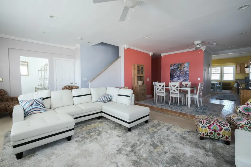3 bed, 2.5 bath condo on St. Clair River U4 - Image 1
