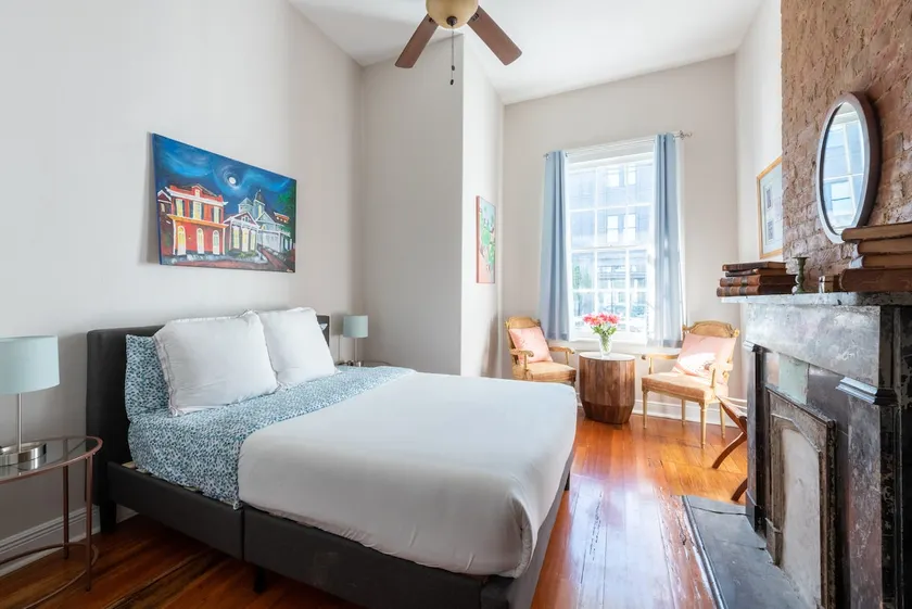 Amazing Magazine St. Apartment - Image 1