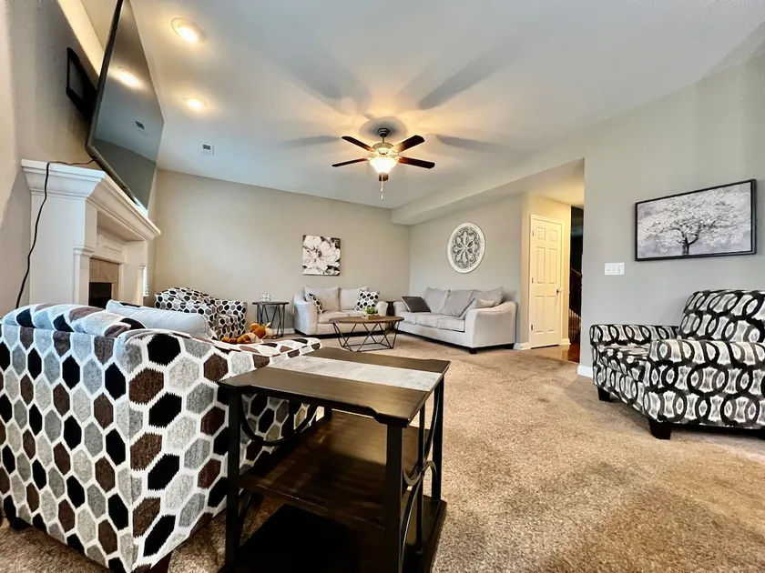 Executive corporate rental features community pool - Image 1