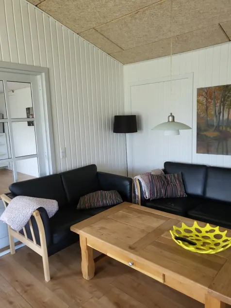 Cozy guest house with free parking in Hirtshals - Image 1