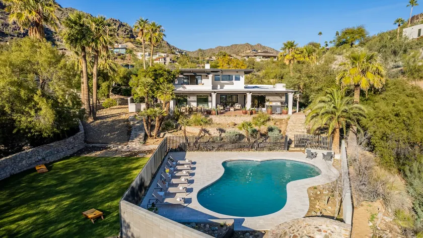 Private Canyon Retreat: Pool, Gym + Mountain Views - Image 1