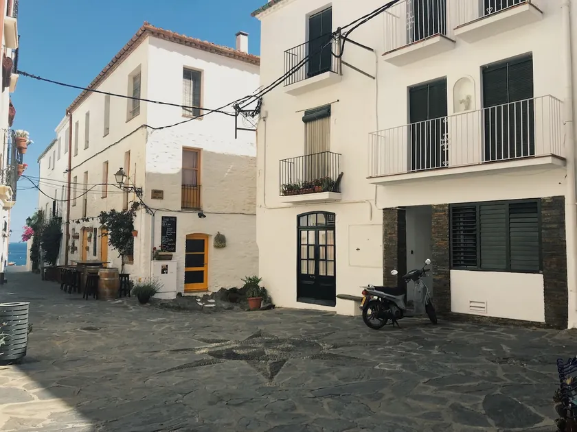 Charming loft old city - Image 1