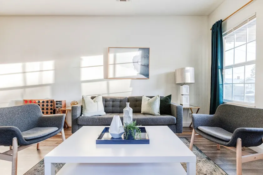 Luxe, Renovated 3BR Mins to Downtown: Casa Spruce - Image 1
