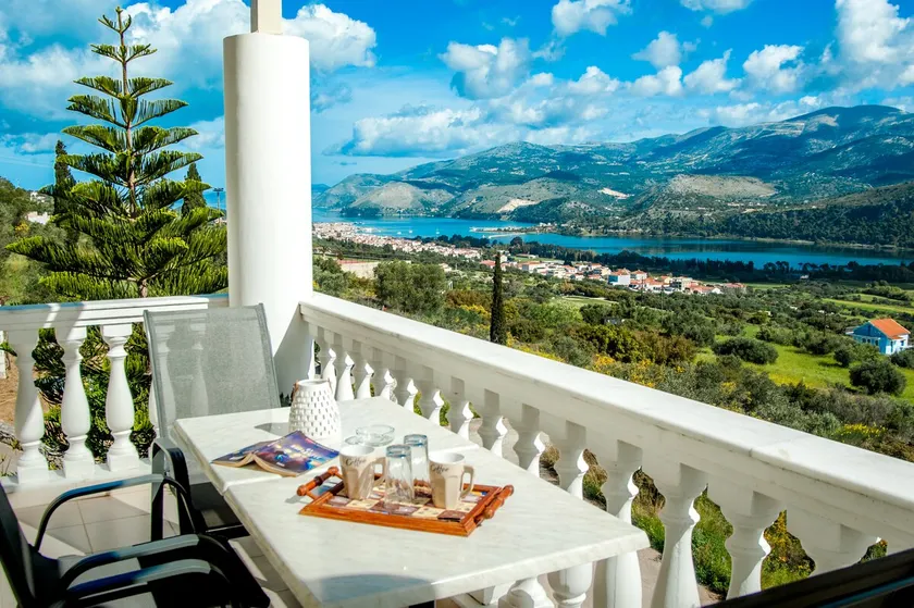 Nikos Apartments Spacious and Panoramic - Image 1