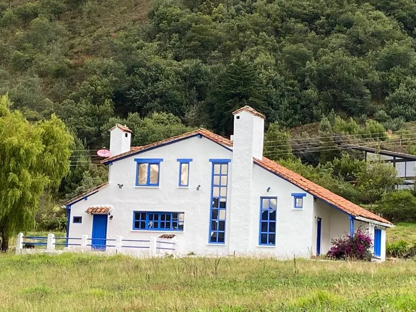 Amazing chalet near Bogotá - Image 1