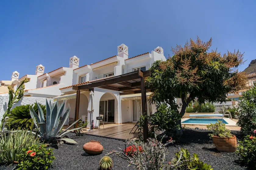 Villa Margret con piscina privada en Costa Adeje - Image 1