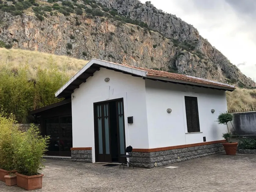 LuminHouse Modern House 1Km from Mondello Beach - Image 1