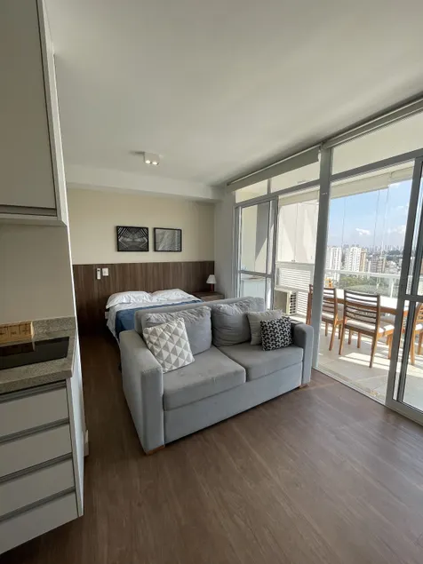 Charming Loft with View and Pool - Image 1