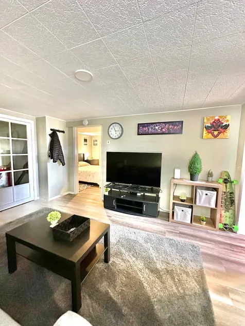 Urban Bungalow - Image 1