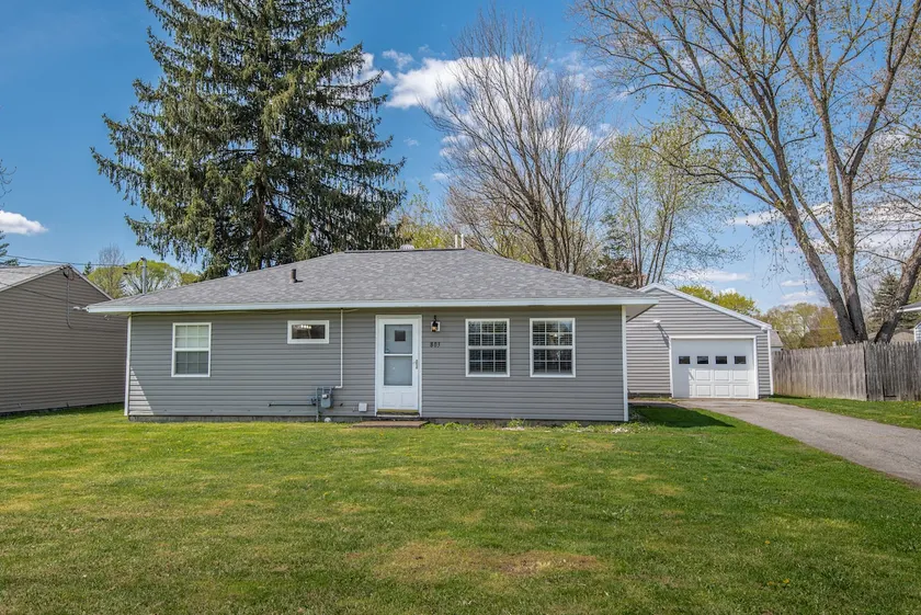 Modern Ranch - Image 1
