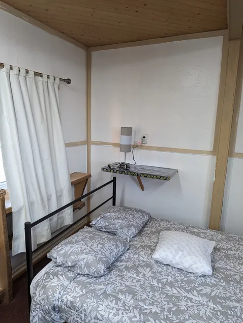Cozy seaside loft in Gaspésie - Image 1
