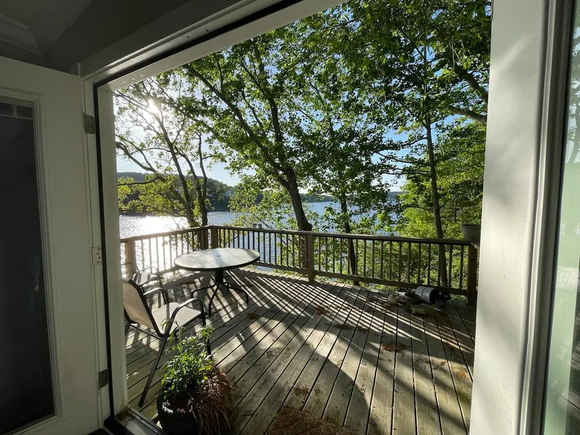 No DeadLines on Smith Lake - Image 1