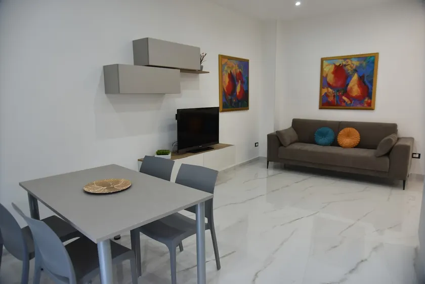 Perfect Suite: Sea, Corso and Parking a short walk away - Image 1