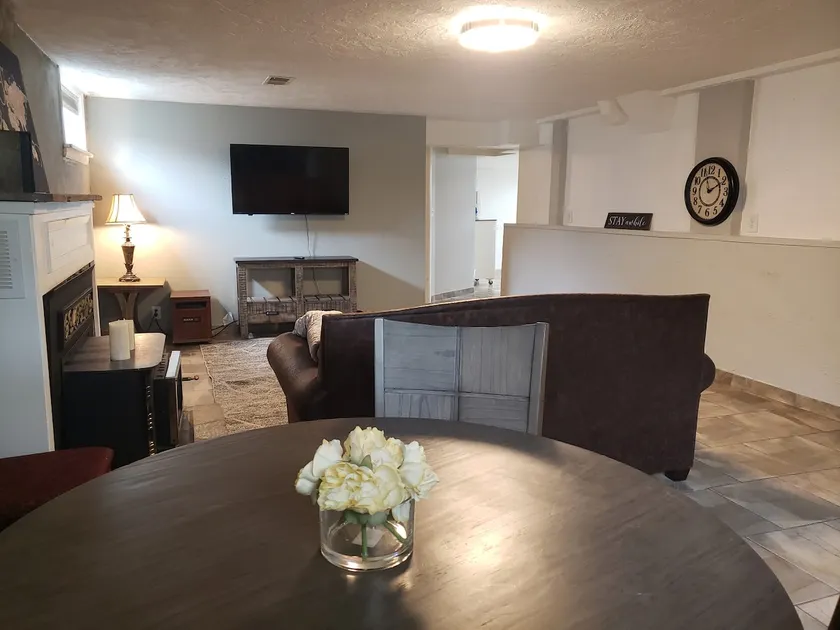 Guest Suite In Ammon - Image 1