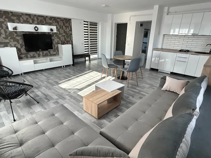 1 Mai - Luxury Park Apartments - Self Check-in - Private parking - 1 - Image 1