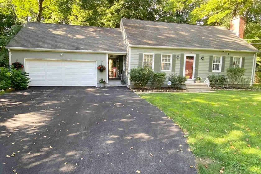 4 BR Entire House w/Hot Tub - Image 1