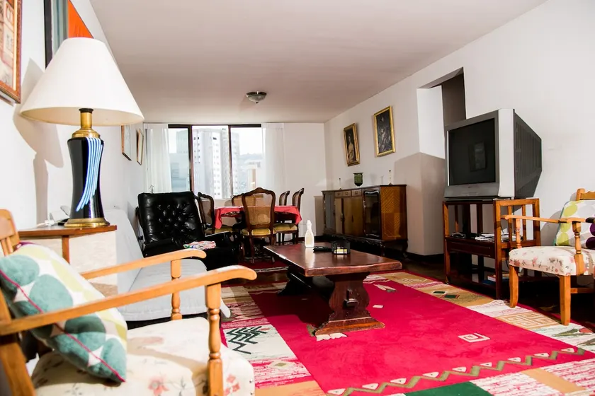 Best location, washer+dryer, large apartment - Image 1