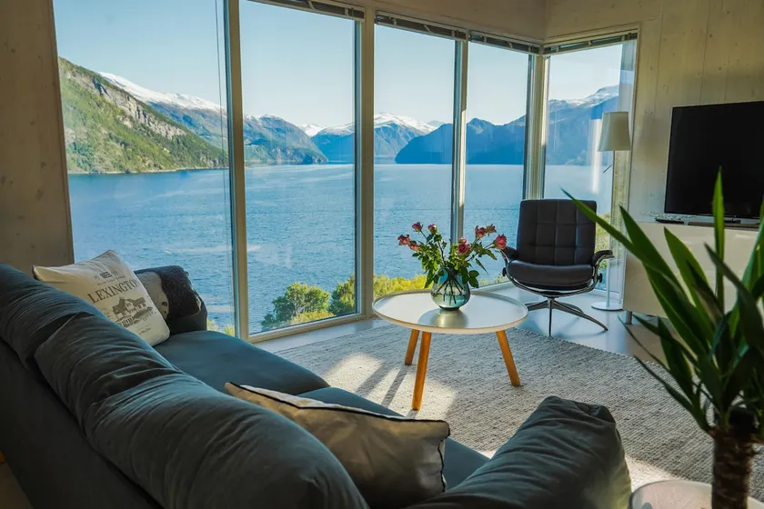 Fjord View Apartment - Image 1