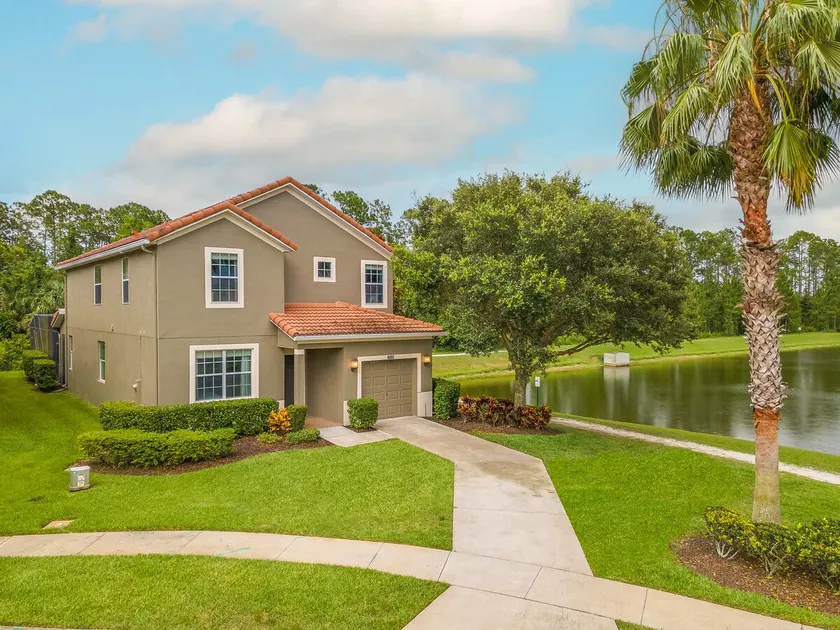 Lakefront 5BR Resort Pool Home Near Disney World - Image 1
