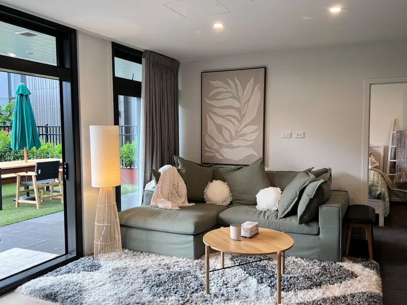 3 bedroom apartment in Newmarket - Image 1