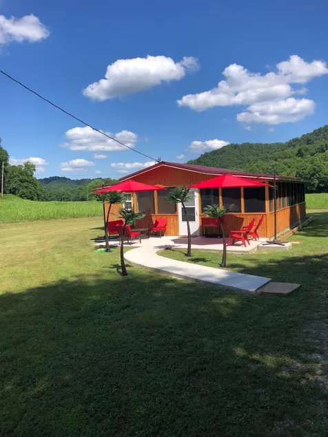 Little Cabin In The Country - Image 1