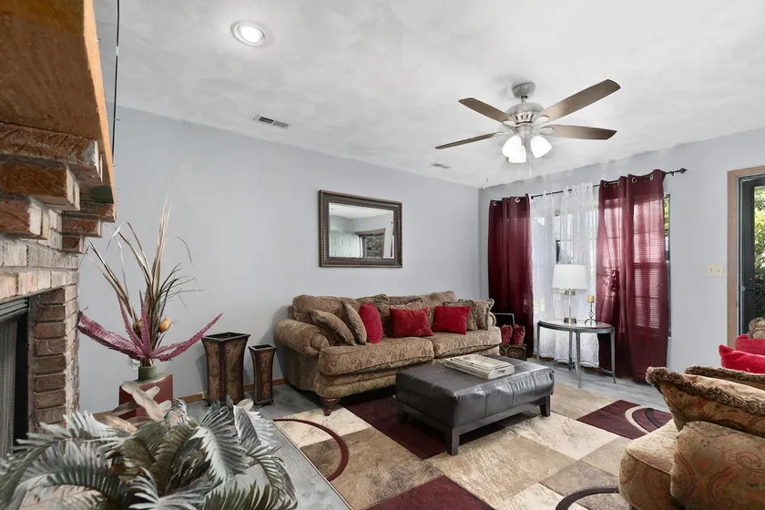 A Touch Of Class/King Bedroom - Image 1