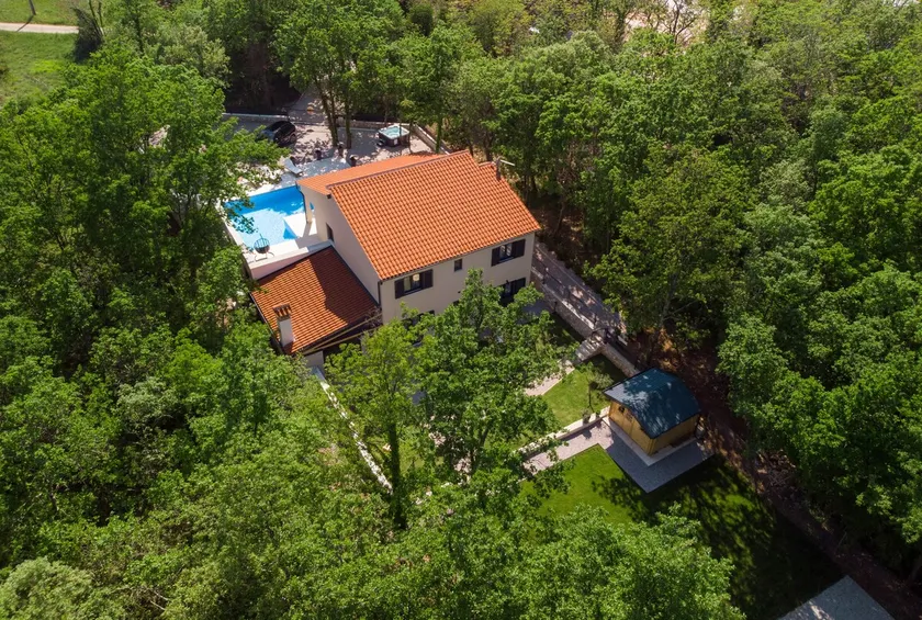 Villa Portum: Peaceful Family-Only Stay - Image 1