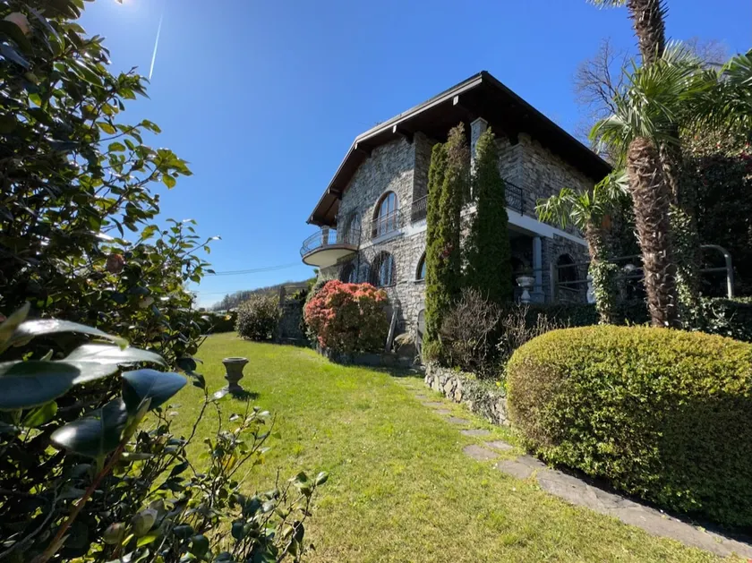 Villa ”Casa Camelia” in a dream location - Image 1