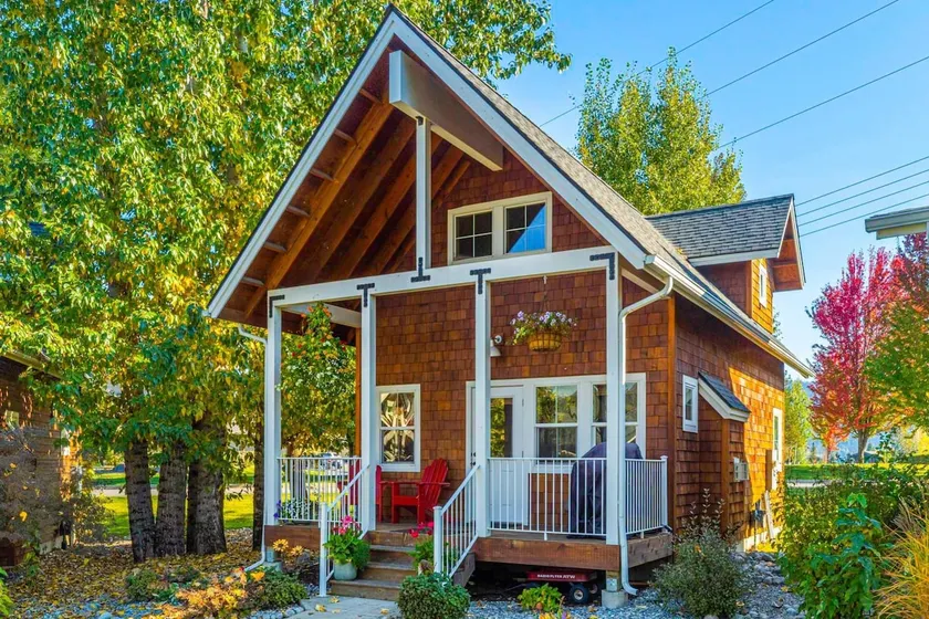 Mountain Bluebird Lakehouse - Image 1