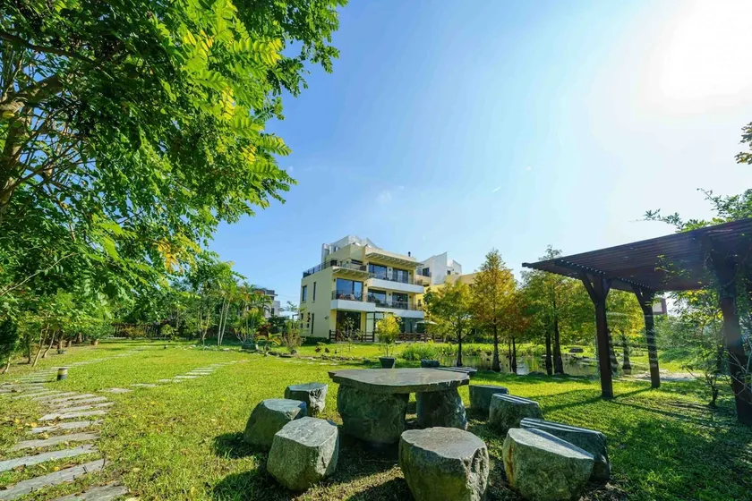 Fengstay Mountain - Image 1