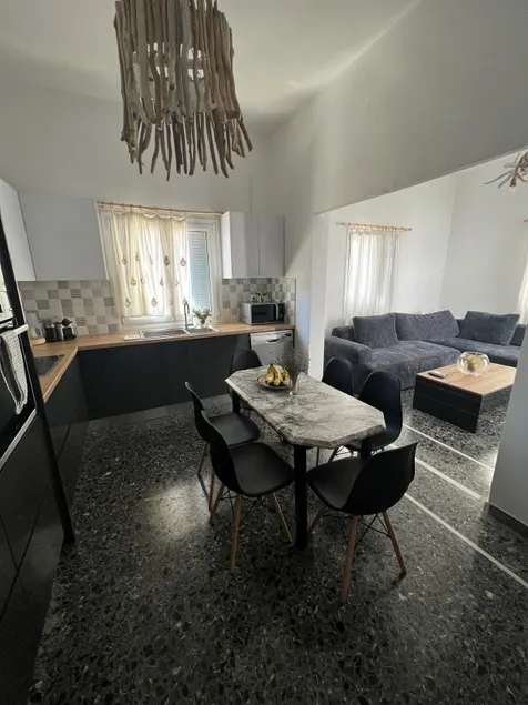 Zozo's place - Image 1