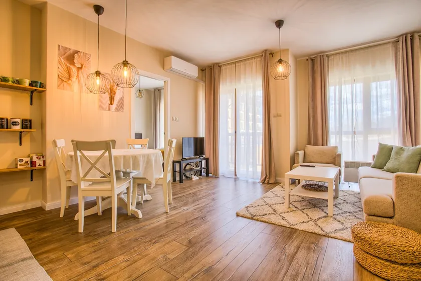 Cozy 2-BD Apartment in Bansko - Image 1