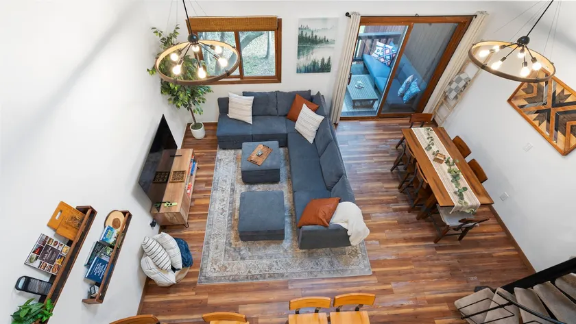 New! Super Cozy, Slope-Side Loft, Family Friendly - Image 1