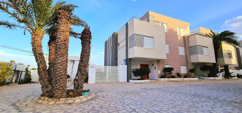 Private villa - Image 1