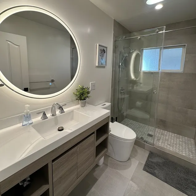 Modern, Renovated 5b/3ba near Apple, Kaiser - Image 1