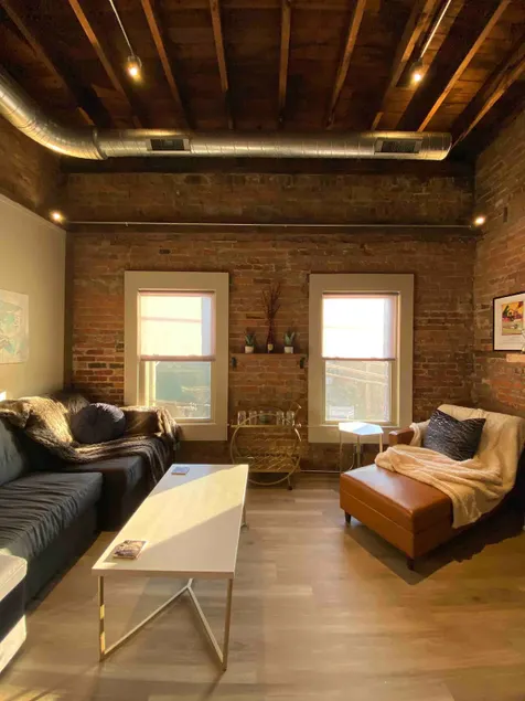 Condo in OTR, Pendleton Art District - Image 1