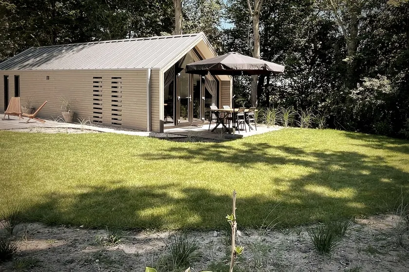 Beach house Veluwemeer near the beach with indoor pool - Image 1