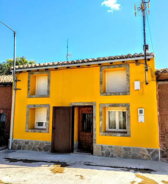 Housing in Tagarrosa - Image 1