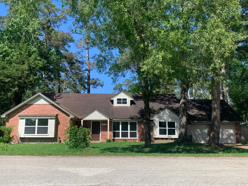 Spacious 3BR/2BA Retreat Near Galveston, Houston - Image 1
