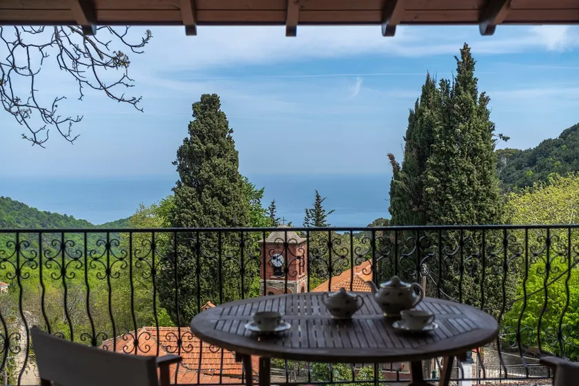Guest House Sklithro - Image 1