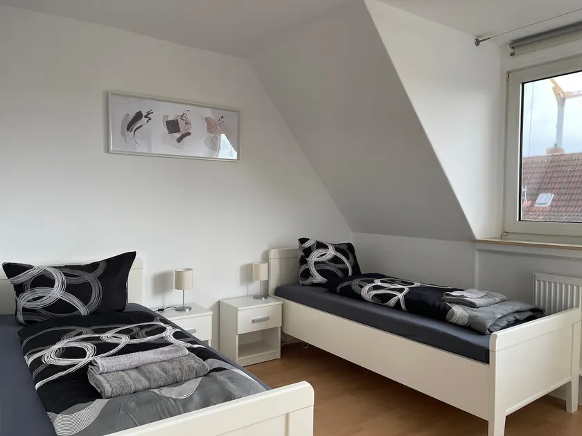 7-bed apartment for installers - Image 1