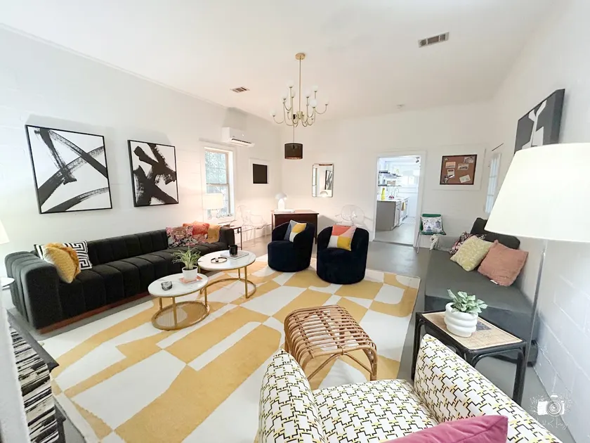The Backhouse Studio—Mid-Century Modern House - Image 1