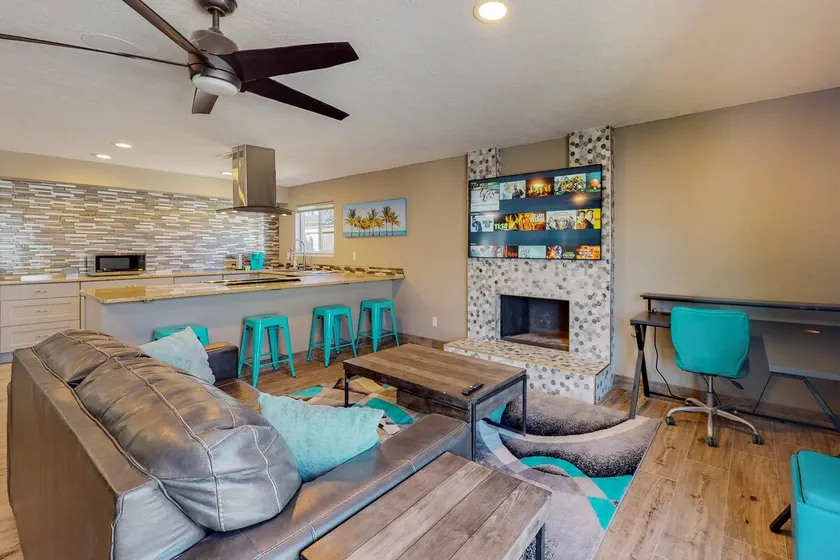 Hot Tub Beach House w/Grill & 3 King Beds - Image 1