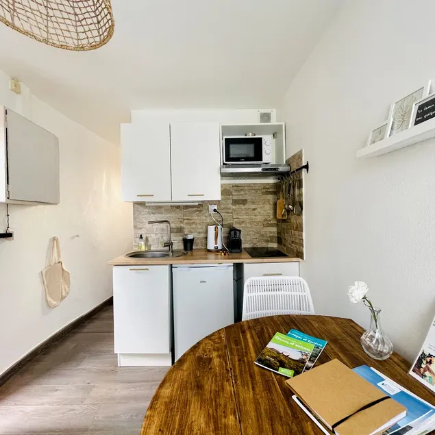 Charming Tour • Getaway for Two • Châtel-Guyon - Image 1