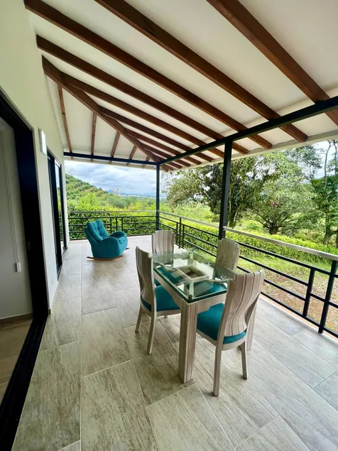 Beautiful, quiet country house in Pereira. - Image 1