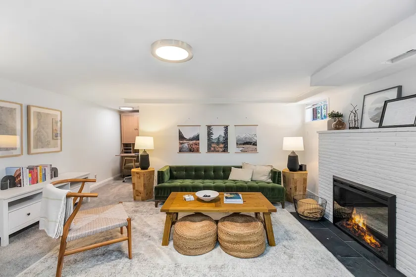 Lilac In Law, Picturesque lower unit - Image 1